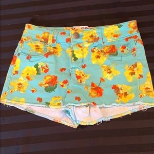 Grane Brand Floral Jean Shorts